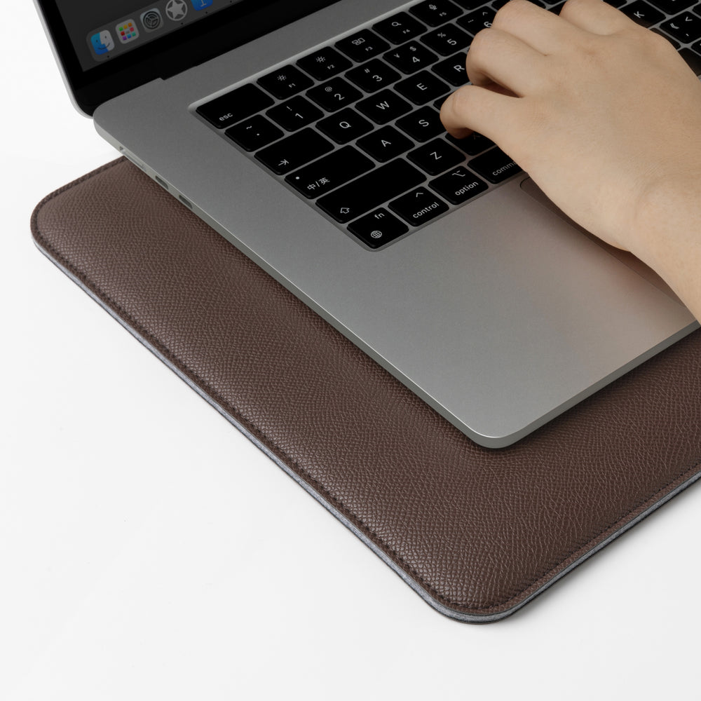 Zarf Laptop Kılıfı - Çikolata