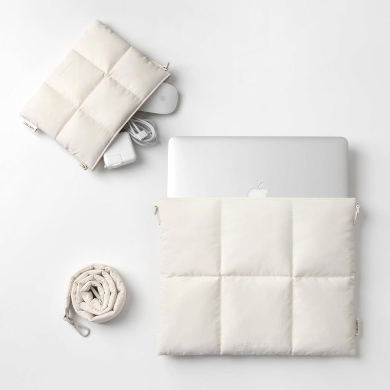 Suya Dayanıklı Puffy MacBook Air/Pro Laptop Kılıfı Seti - M4/M3/M2/M1 Uyumlu - Prinç Rengi