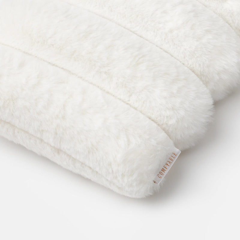 Peluş Askılı Mini Çanta – Yumuşak Suni Kürklü, Mıknatıslı Kapama Telefon Çantası - Prinç