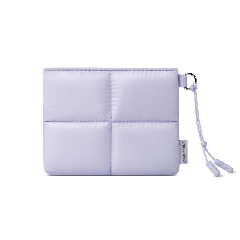 Sevimli Puffy Mini Cüzdan – Suya Dayanıklı, Şeffaf Kart Pencereli, Mıknatıslı Kapatma, AirPods ve Aksesuar Organizeri – Mor