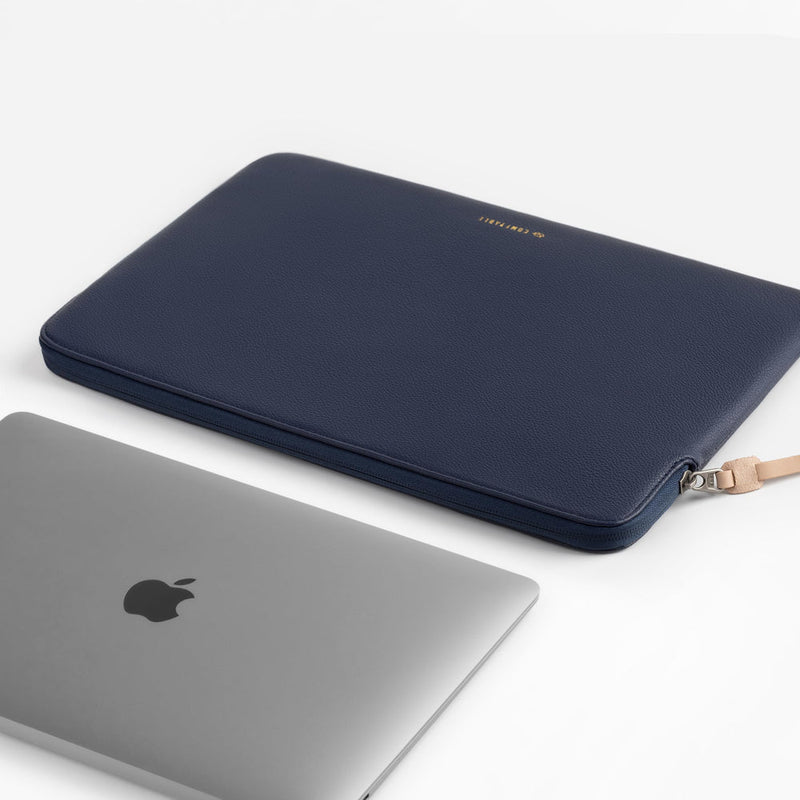 Suya Dayanıklı MacBook Air/Pro Laptop Kılıfı - M5/M4/M3/M2/M1 Uyumlu - Gece Mavisi