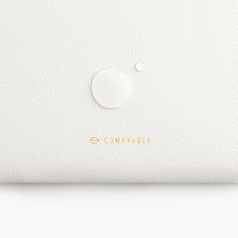 Suya Dayanıklı MacBook Air/Pro Laptop Kılıfı - M5/M4/M3/M2/M1 Uyumlu - Prinç