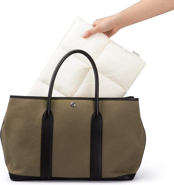 Suya Dayanıklı Puffy iPad Air/Pro Tablet Kılıfı - Prinç Rengi