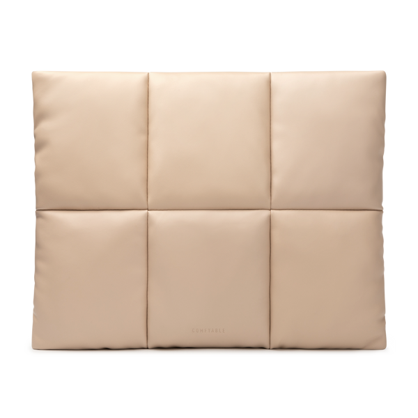 Suya Dayanıklı Puffy MacBook Air/Pro Laptop Kılıfı - M5/M4/M3/M2/M1 Uyumlu - Bej