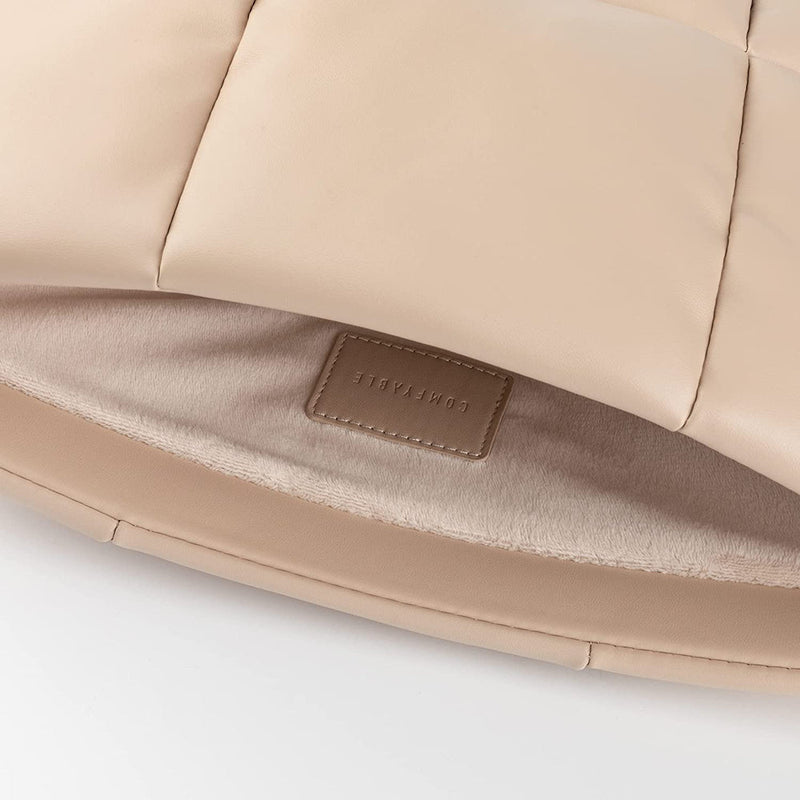 Suya Dayanıklı Puffy MacBook Air/Pro Laptop Kılıfı - M5/M4/M3/M2/M1 Uyumlu - Bej