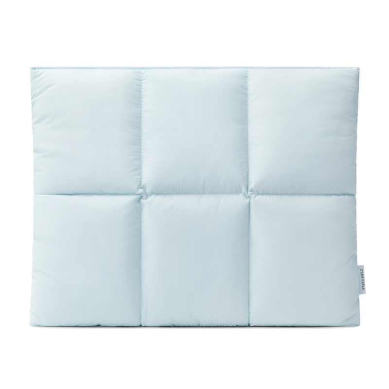 Suya Dayanıklı Puffy MacBook Air/Pro Laptop Kılıfı - M5/M4/M3/M2/M1 Uyumlu - Buz Mavi