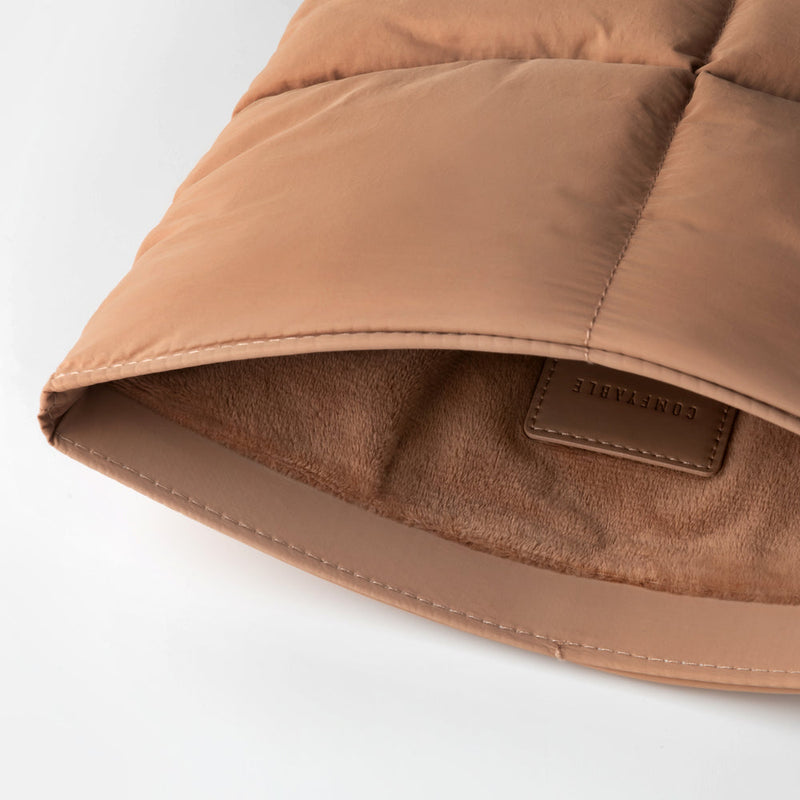 Suya Dayanıklı Puffy MacBook Air/Pro Laptop Kılıfı - M5/M4/M3/M2/M1 Uyumlu - Kahverengi