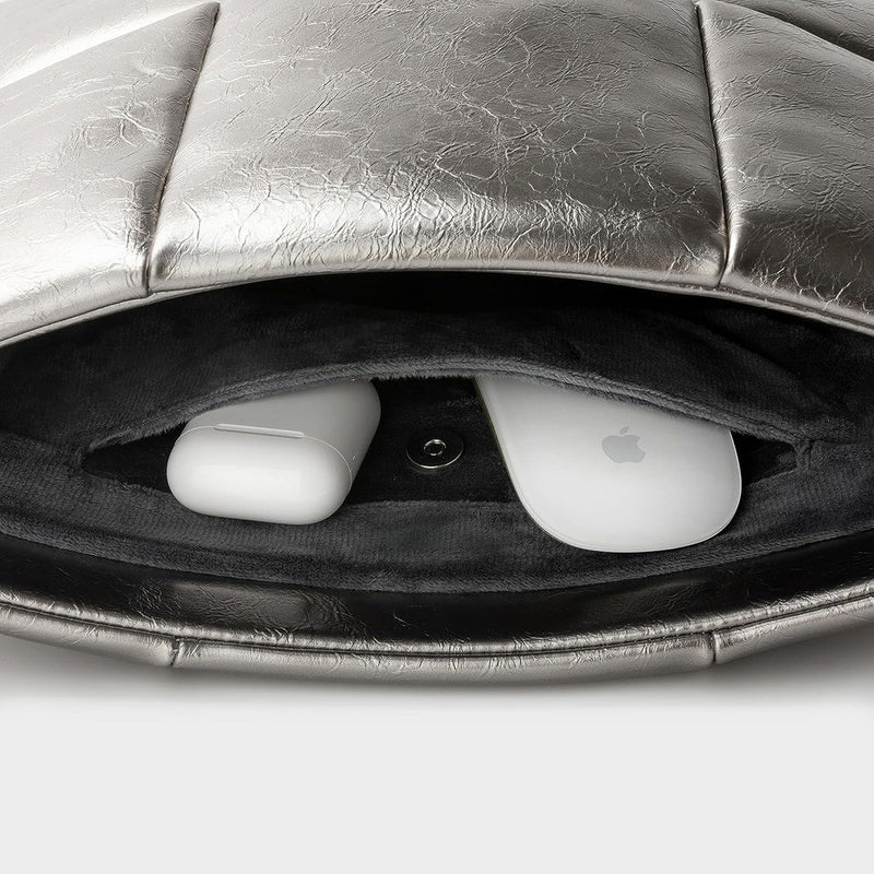 Suya Dayanıklı Puffy MacBook Air/Pro Laptop Kılıfı - M5/M4/M3/M2/M1 Uyumlu - Metalik