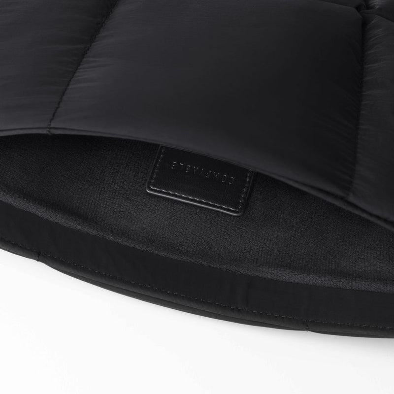 Suya Dayanıklı Puffy MacBook Air/Pro Laptop Kılıfı - M5/M4/M3/M2/M1 Uyumlu - Siyah