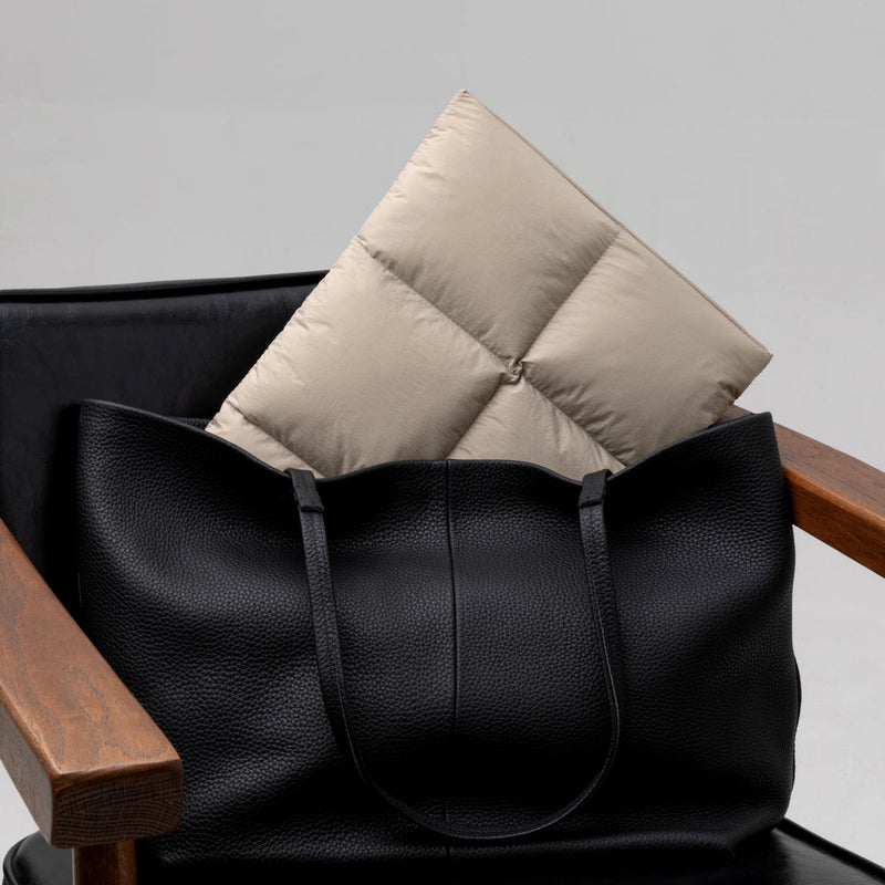 Suya Dayanıklı Puffy MacBook Air/Pro Laptop Kılıfı - M5/M4/M3/M2/M1 Uyumlu - Toprak